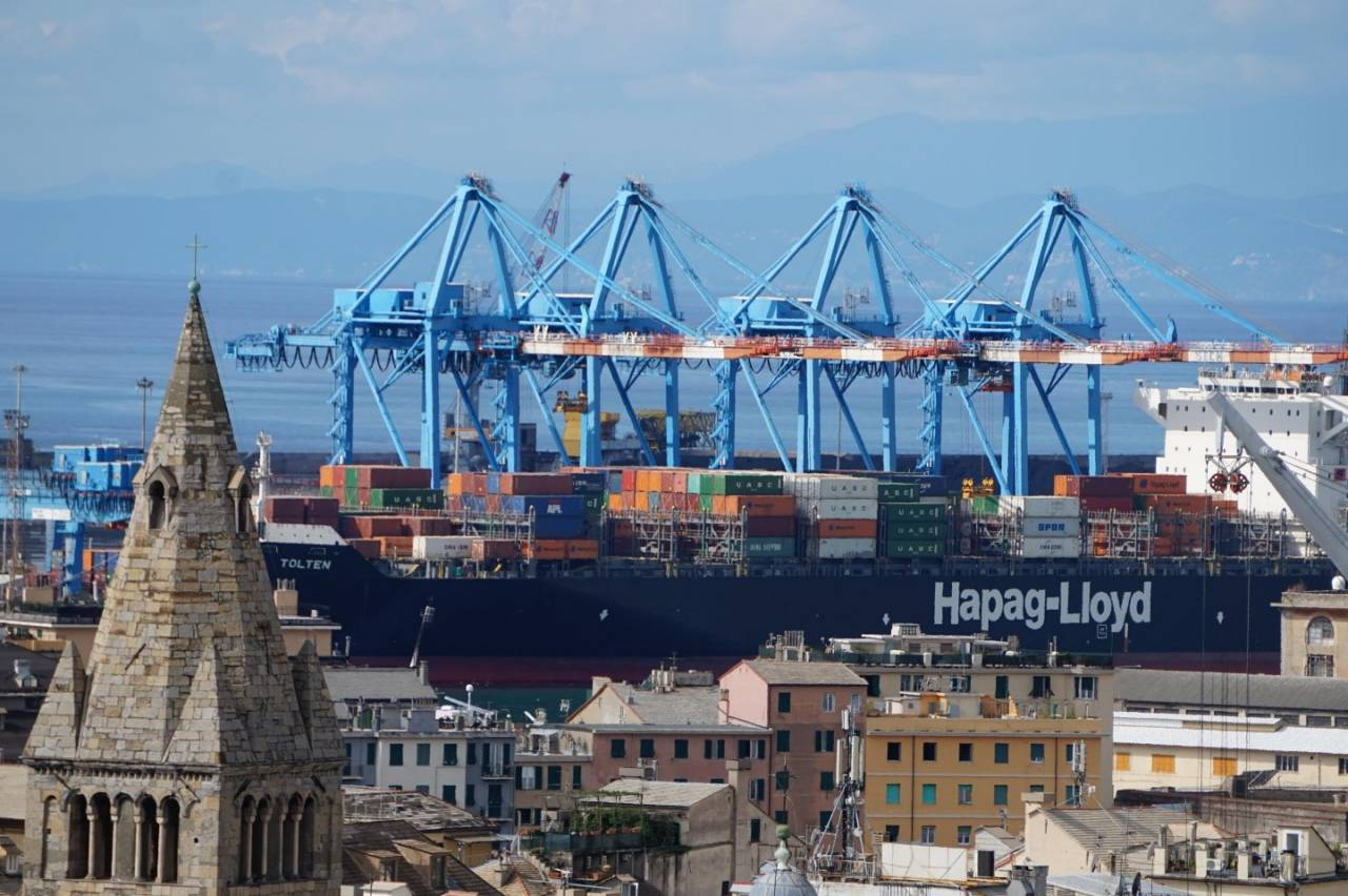 Công ty vận tải biển Hapag-Lloyd hoan nghênh việc hoãn áp thuế giữa Trung Quốc và Mỹ