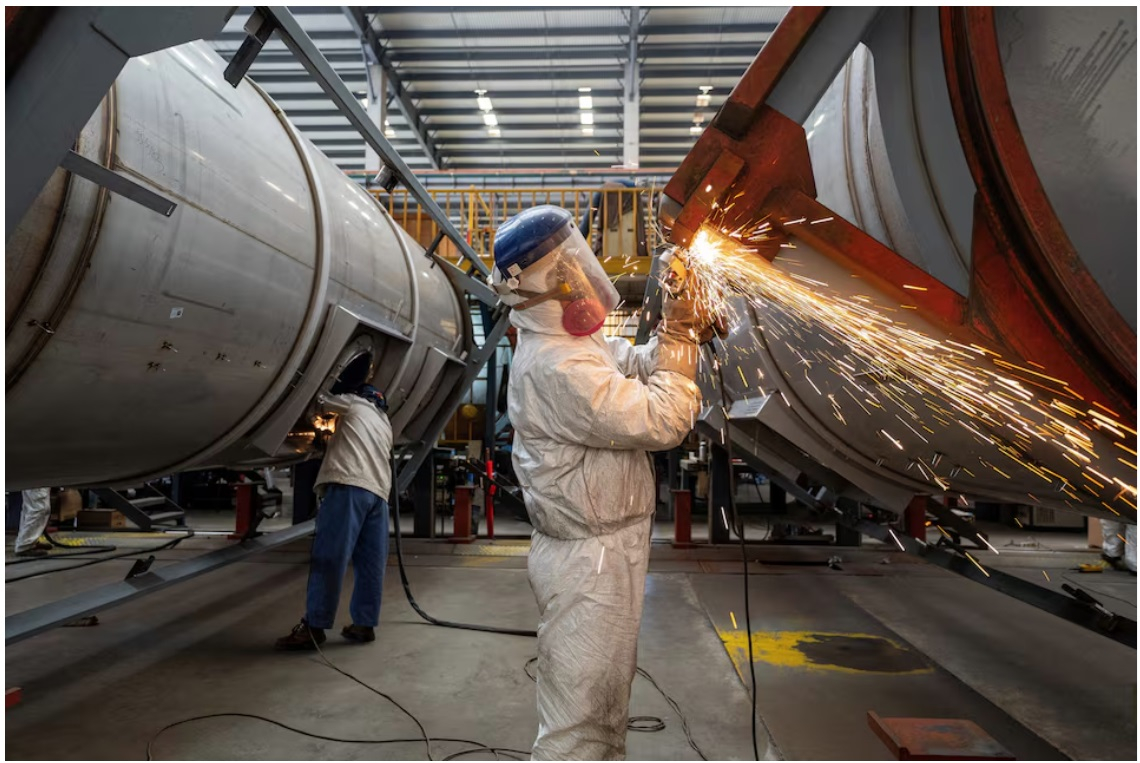 China factory activity cools as demand abroad, at home weakens