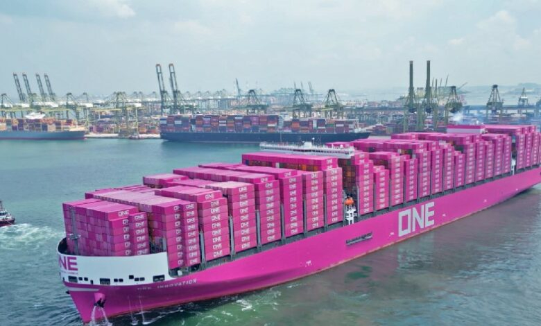 Thị trường vận tải container phát tín hiệu trái chiều: giá thuê tàu duy trì ổn định, cước giao ngay giảm