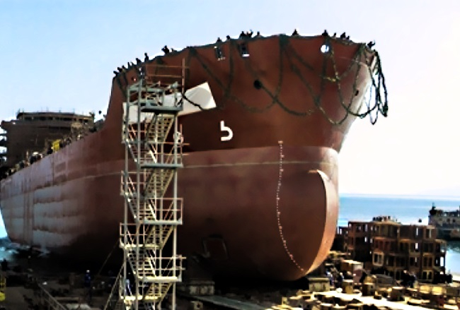 Các chủ tàu gia tăng hoạt động đặt đóng tàu mới