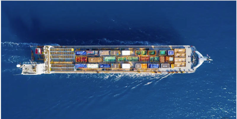 Tàu container của Hapag-Lloyd bị tấn công gần cảng Jebel Ali (UAE)