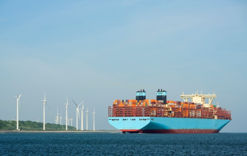 GIÁ CƯỚC CONTAINER CHÂU Á – MỸ TIẾP TỤC TĂNG, CƯỚC TÀU CHỞ DẦU GIẢM KHI LƯỢNG TÀU QUA EO BIỂN HORMUZ PHỤC HỒI